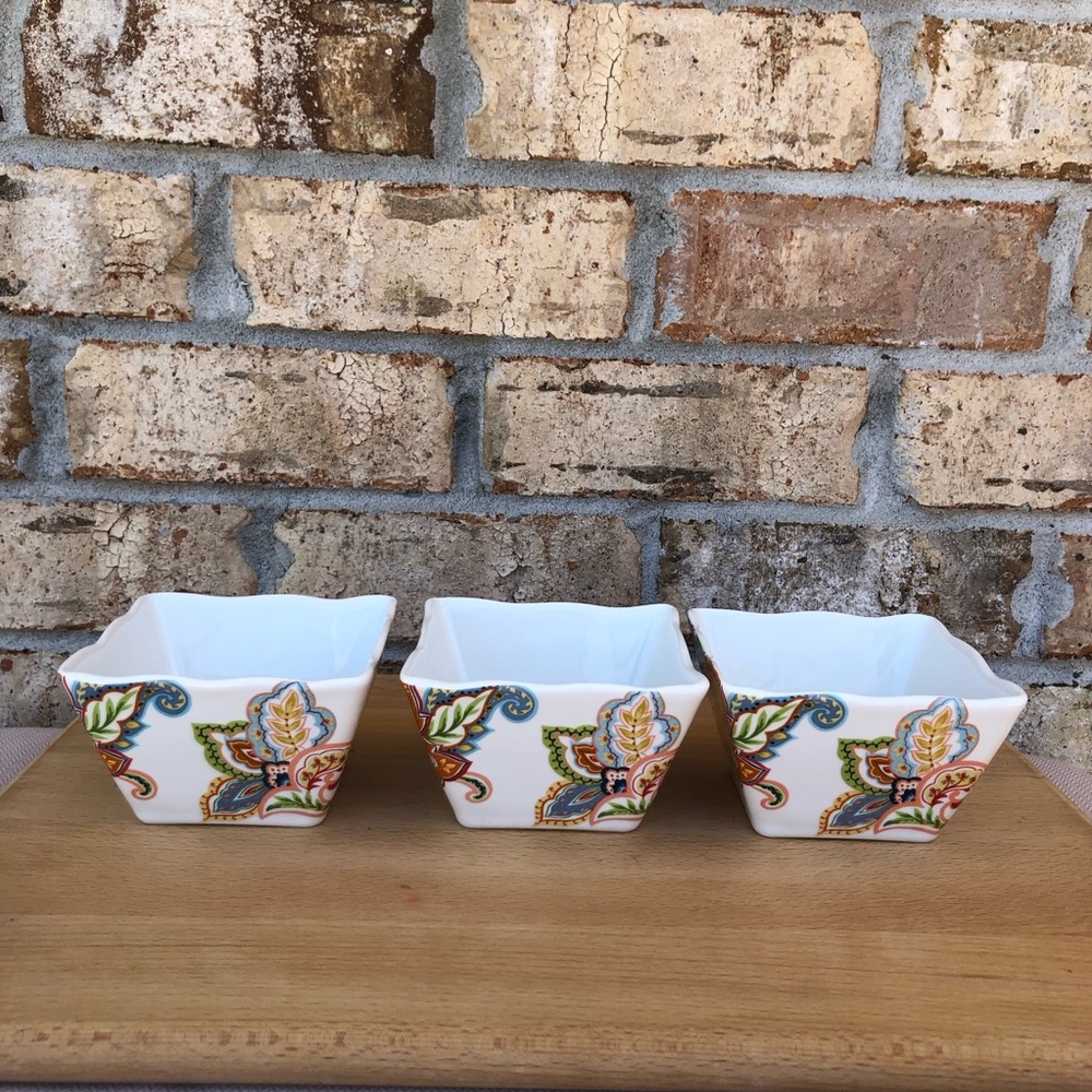 222 Fifth Indochine Paisley Ceramic Set Of 1 Snack Plate & 3 Dipping Bowls - Picture 9 of 16